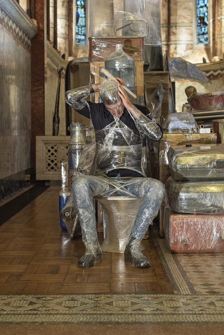 Crisálida, performance, Pepe wrapped